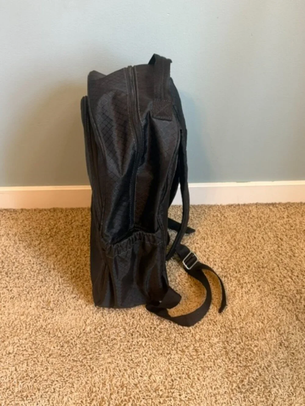 Thirty-One Black Diamond Quilted Deluxe Backpack